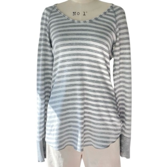 Lululemon Open Your Heart Long Sleeve Reversible Top - Picture 2 of 7